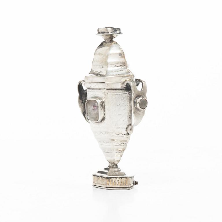 Scent box, silver, mark of Peter G.S. Hiller, Løgumkloster, Denmark (1777-1853).