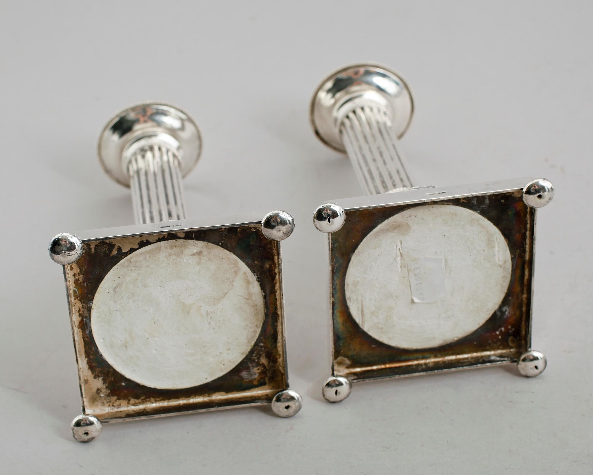 LJUSSTAKAR, 1 par, nysilver, 1900-talets första hälft.