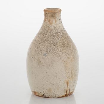 Kyllikki Salmenhaara, a stoneware vase, signed KS -43.