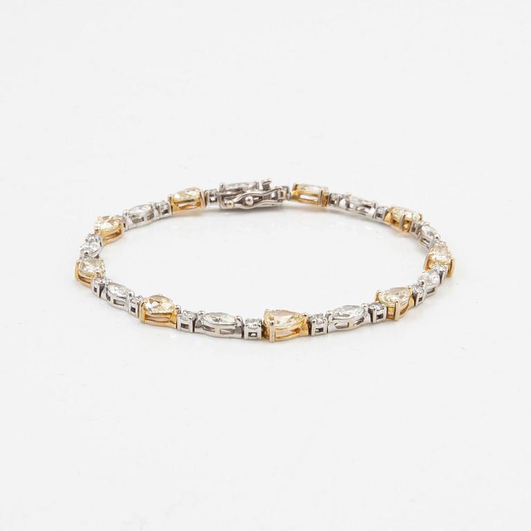 Armband, 18 k guld och vitguld med briljanter.