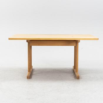 Børge Mogensen, dining table "Shaker Table" model 6289, Fredericia Denmark.