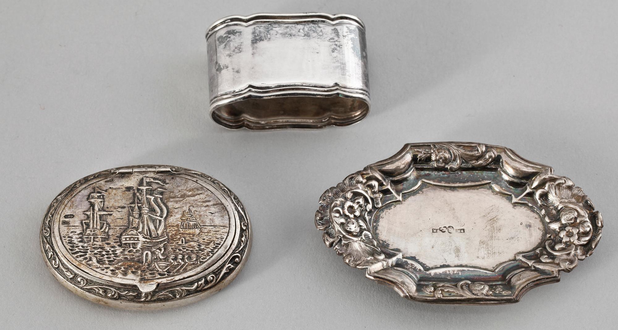 PARTI SILVER, ca 50 delar, mest Sverige, ett flertal olika mästare varav bla Nils Julinhn, Karlshamn 1843. Totalvikt ca 800 gram.