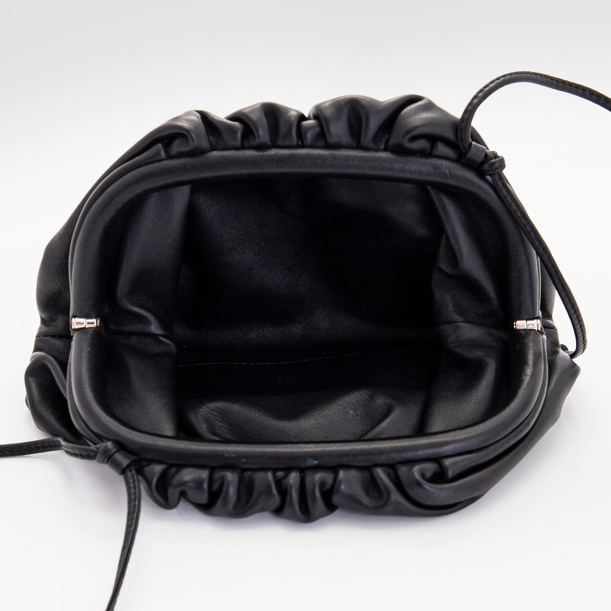 Bottega Veneta, väska, "Mini Pouch".
