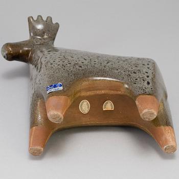 LISA LARSON,