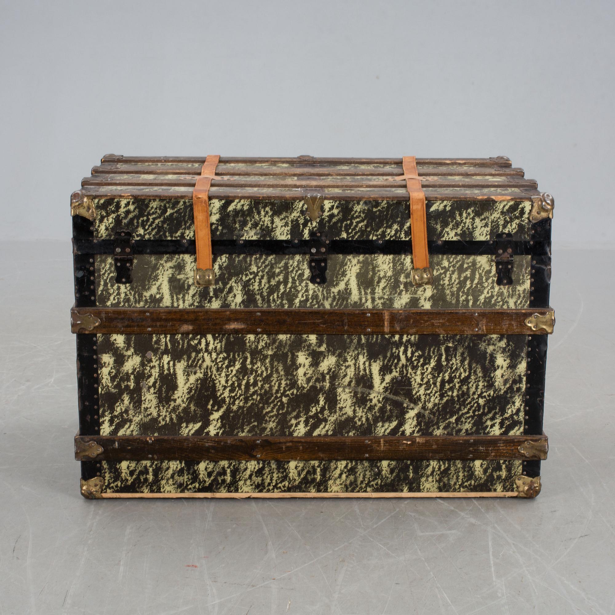 KOFFERT, 1900-talets början.