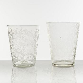 Two glass beakers, 18th/19th century.