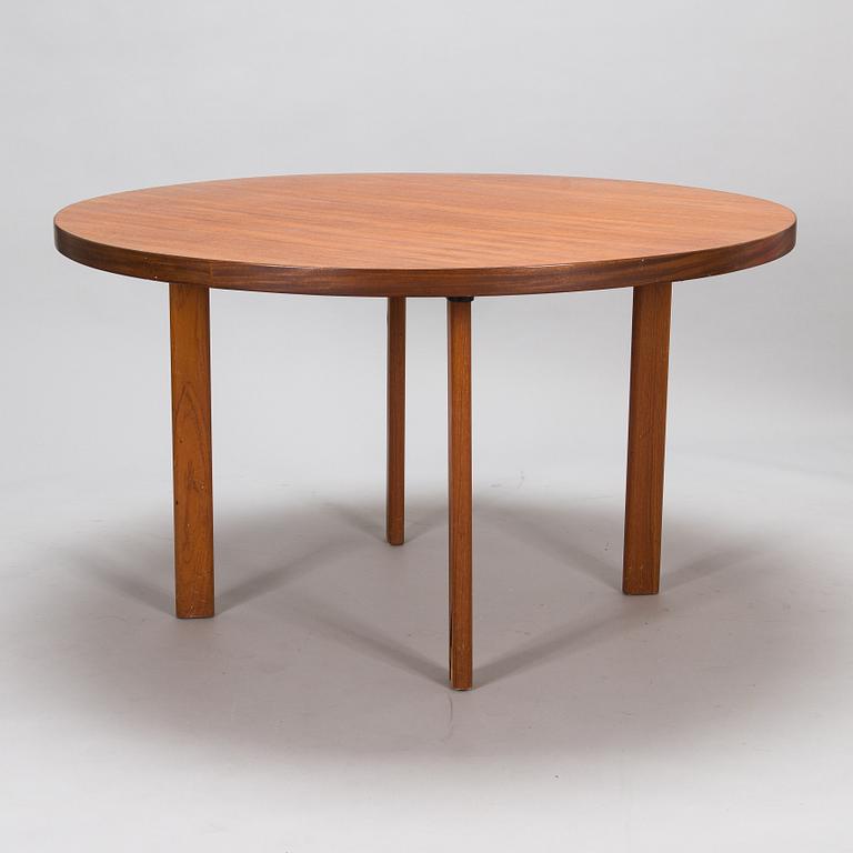 Alvar Aalto, An early 1960s H91 dining table for O.Y. Huonekalu- ja Rakennustyötehdas A.B.