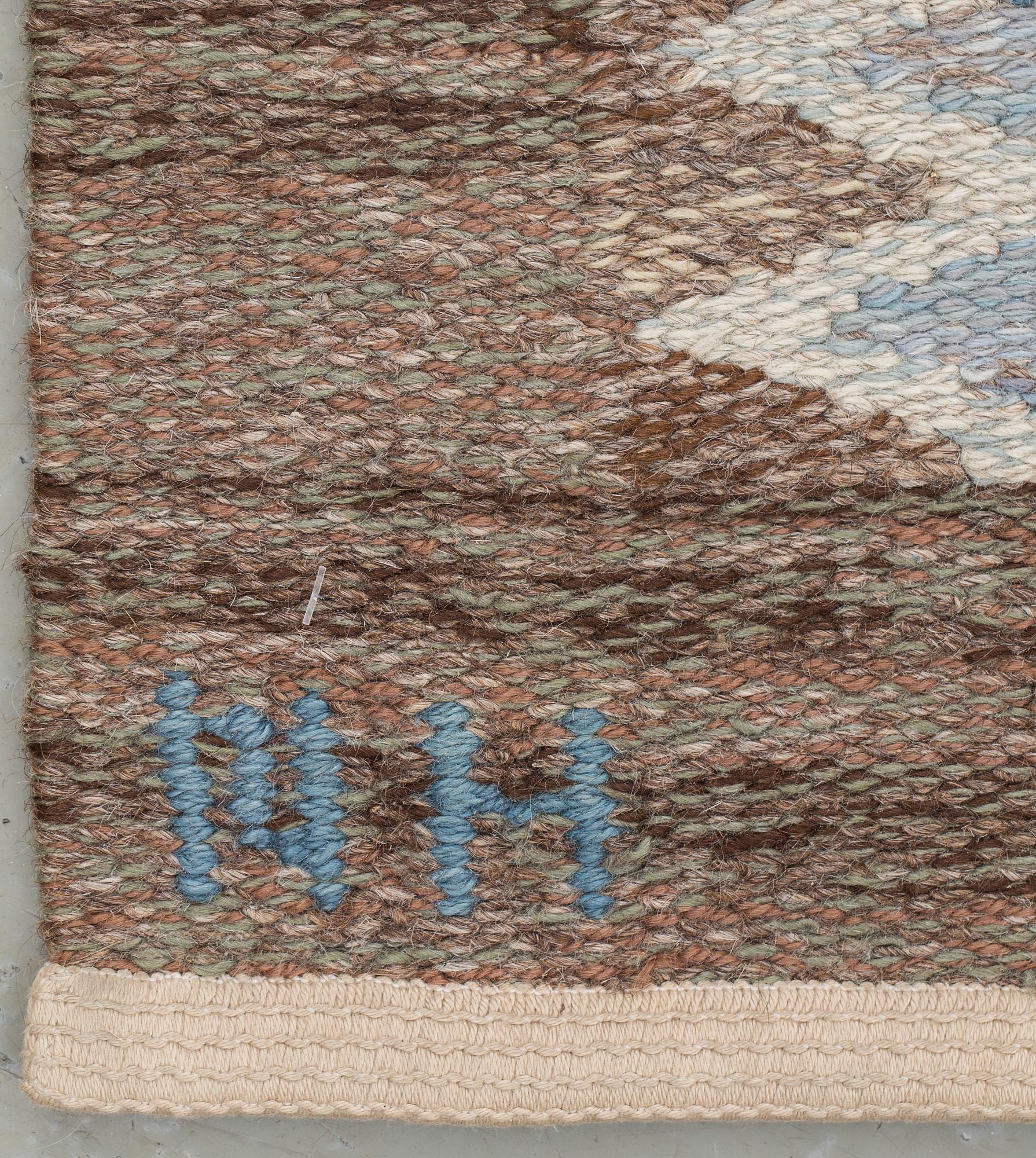A CARPET, flat weave, "Tulpan", 244,5x172 cm, signed NH KH (Nea Hållfast, Klockargårdens Hemslöjd), Sweden, the 1970's.