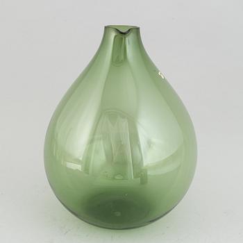 A glass vase by Kjell Blomberg from Gullaskruf, 1960's.