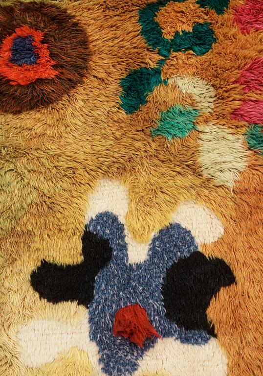 Pierre Olofsson, MATTA. "Havsbotten". Reliefklippt Rya. 217 x 158 cm. Komponerad av Pierre Olofsson.