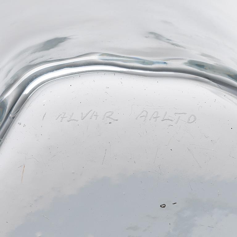 Alvar Aalto, maljakko, malli 3032 signeerattu Alvar Aalto.