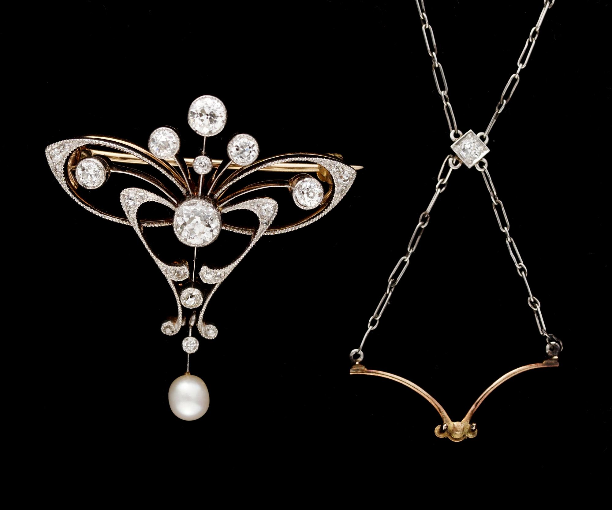 BROSCH/HÄNGSMYCKE, jugend med diamanter,