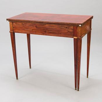 CARD TABLE, 19th century.