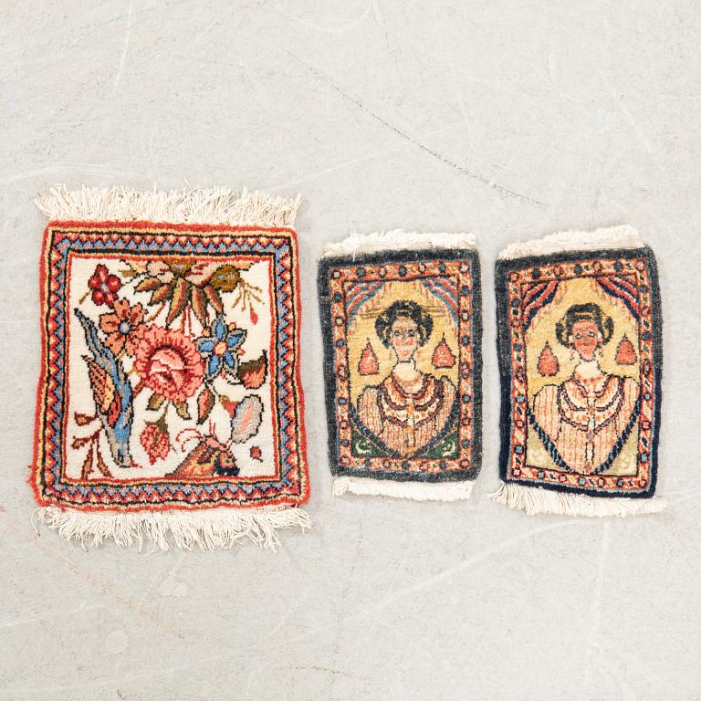 Rugs 3 pcs Sarouk semi-antique/antique approx. 29x28 cm and 24x15 cm (pair).