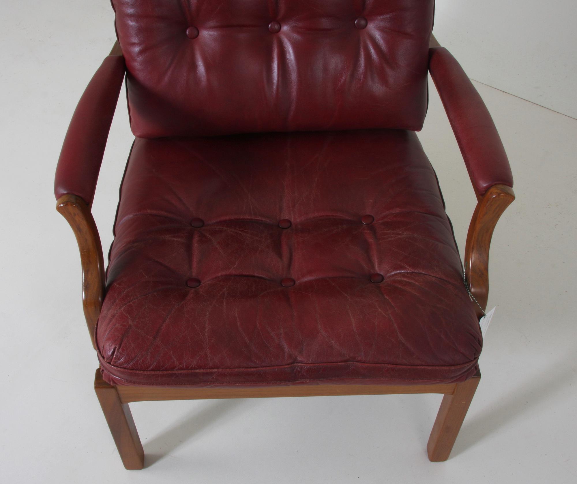 FÅTÖLJER, ett par. 1960/70-tal.