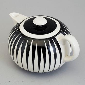 EUGEN TROST, tekanna, flintgods, "Zebra", Gefle, 1955-1967.