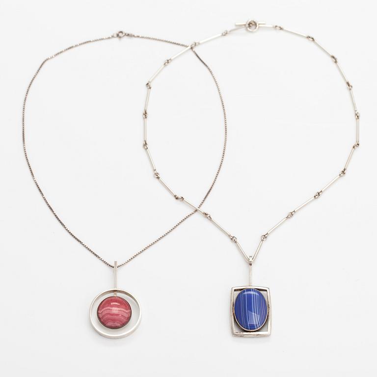 Two sterling silver neckalces, one with a rhodochrosite and one with an agate. Denmark.