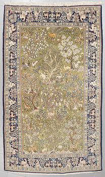 An oriental rug, old, 276 x 156 cm.