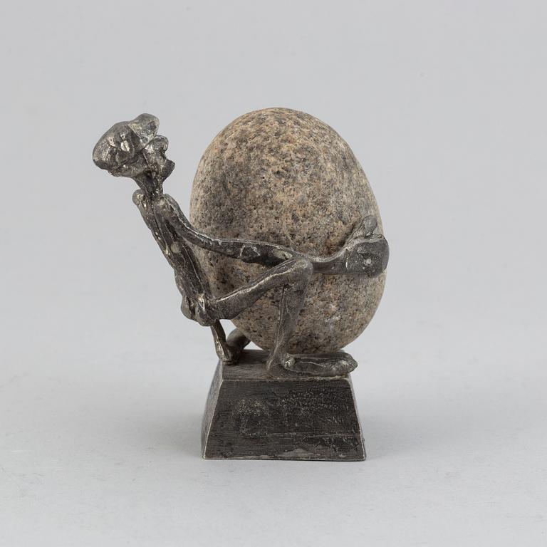 Henry Gustafsson, "Lyftet",  tenn och sten, Vimmerby, signerad, 1986.