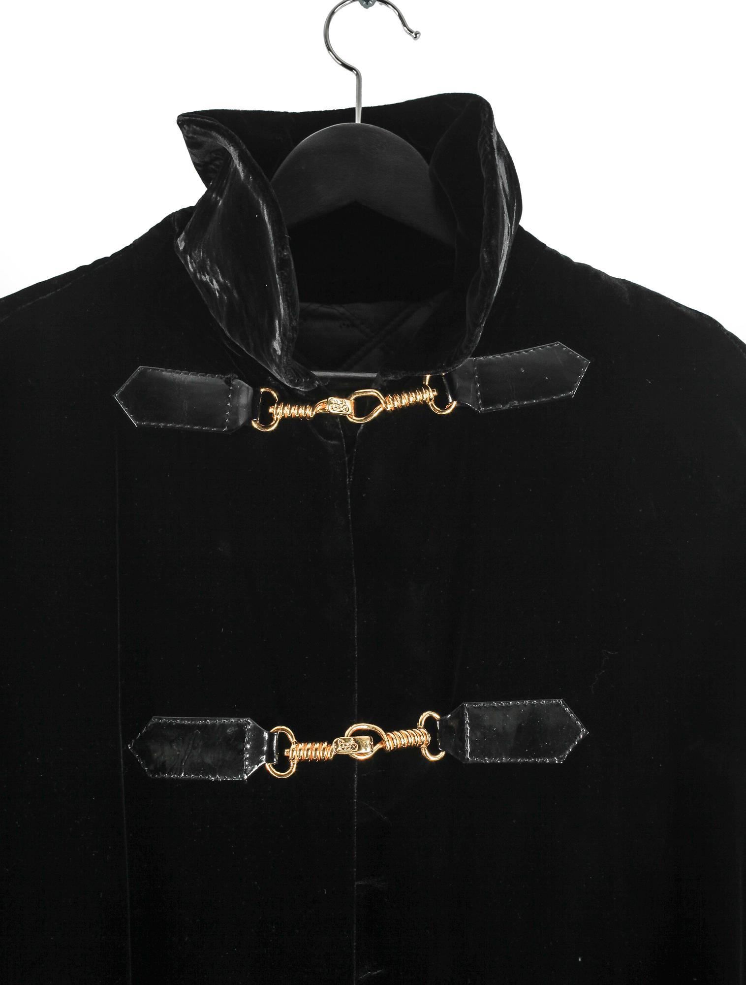 CAPE, Celine.