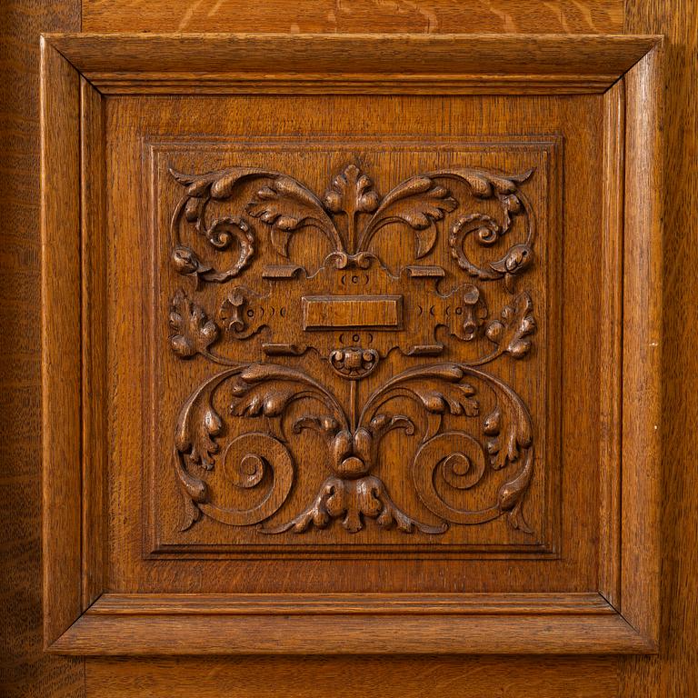 Display cabinet, late 19th century.