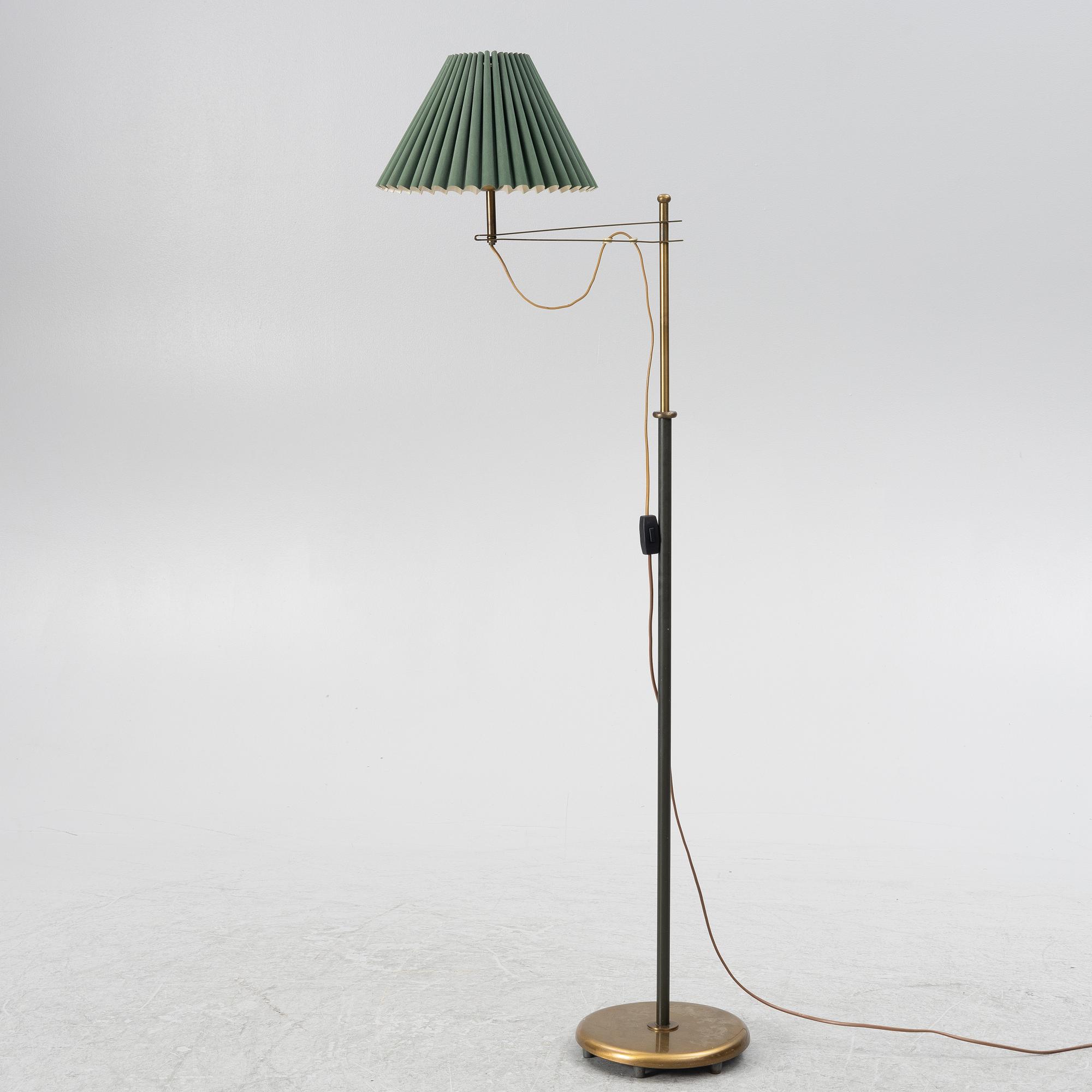 Harald Notini, golvlampa, modell "15597", Arvid Böhlmarks Lampfabrik, Stockholm, 1950-tal.