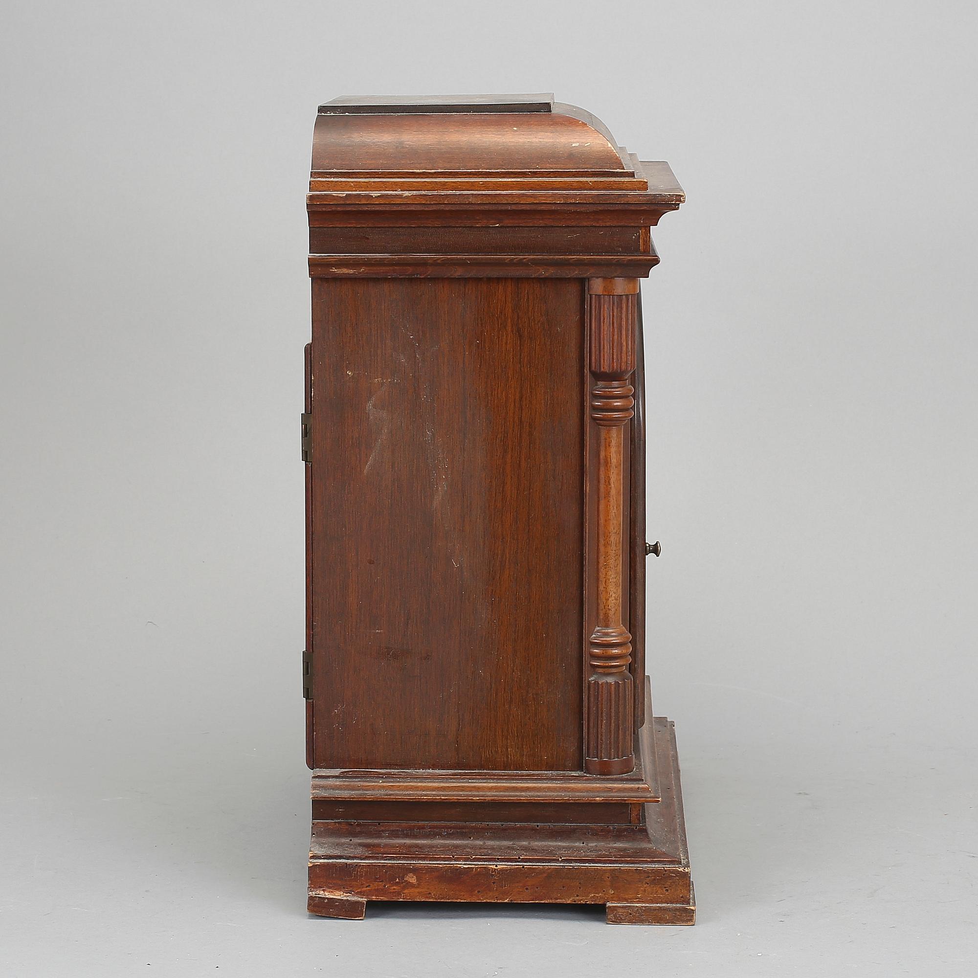 BORDSPENDYL, Chime silent, tidigt 1900-tal.