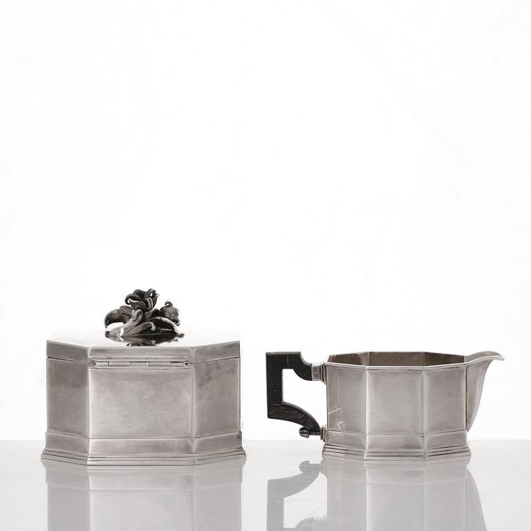 Atelier Borgila, a sterling silver coffee set, 3 pcs, Stockholm 1935.