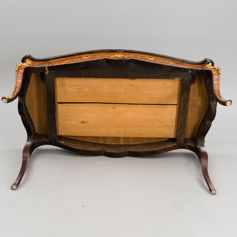 SKRIVBORD, 1800-talets senare hälft.