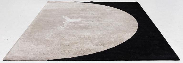 Rodolfo Dordoni, Matta, "Dibbets Circle", Minotti, Italien. ca 350 x 250 cm.