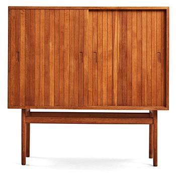 357. Jørgen Høj, an oak cabinet executed by cabinetmaker Knud Willadsen, Lillerød, Denmark 1952.