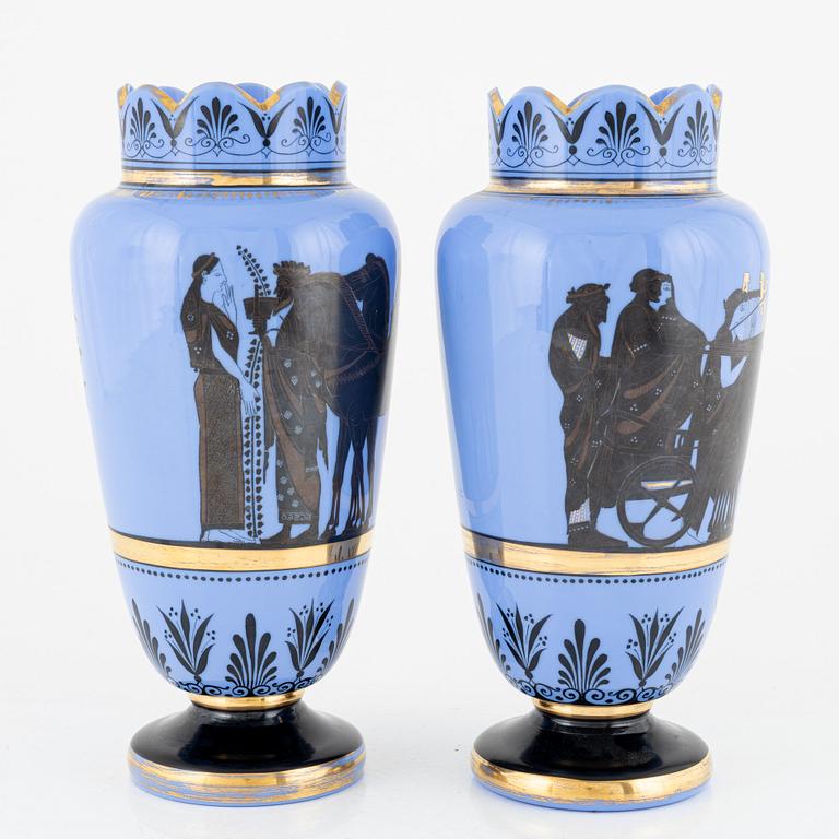 Vaser, ett par, flussglas, sent 1800-talets..