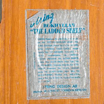 PARTI STINGHYLLOR, Formgiven av Nisse Strinning för String Design AB, 1900-talets mitt.