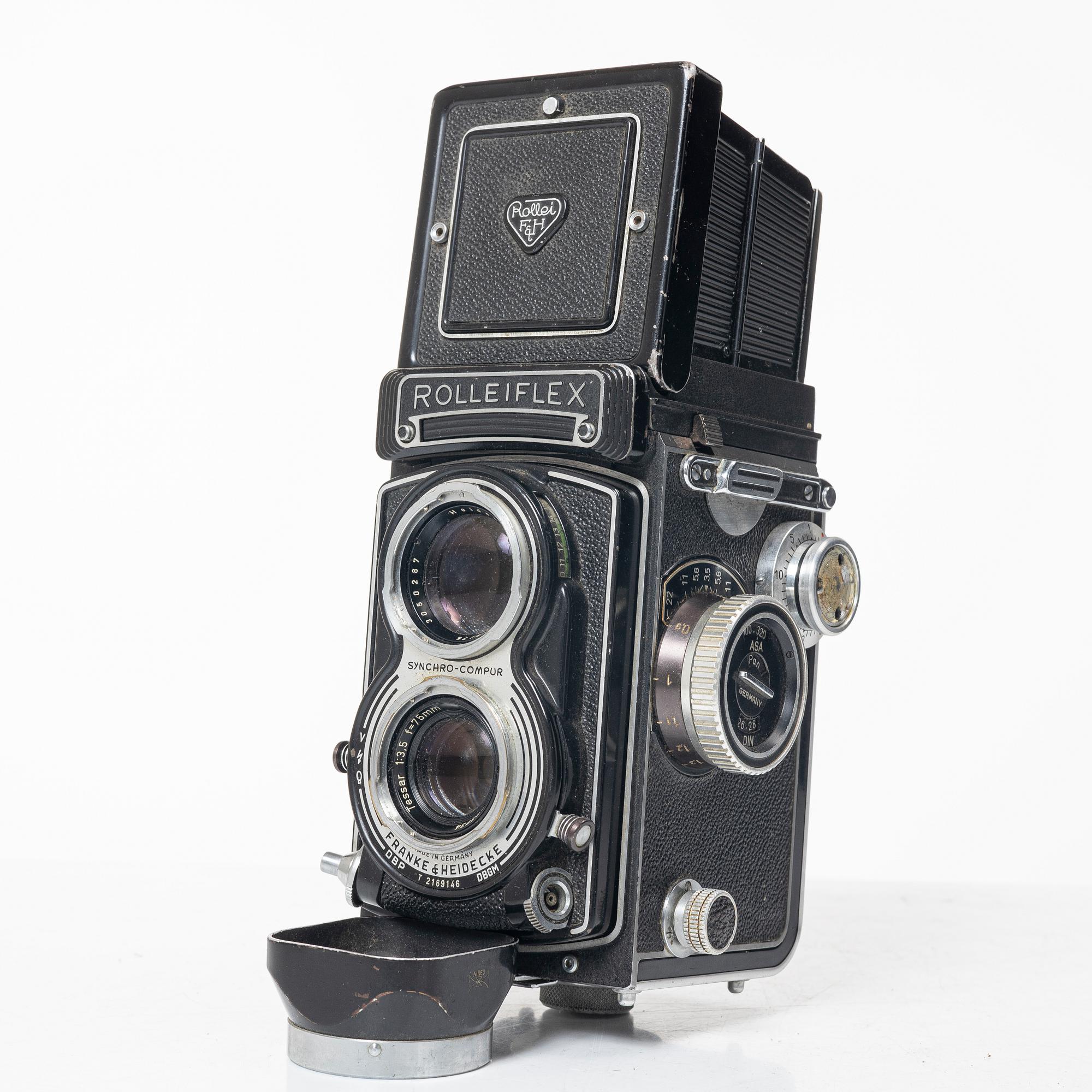 Mellanformatskamera, Rolleiflex, med väska och tillbehör, Franke & Heidecke, 1900-talets mitt, Tyskland.