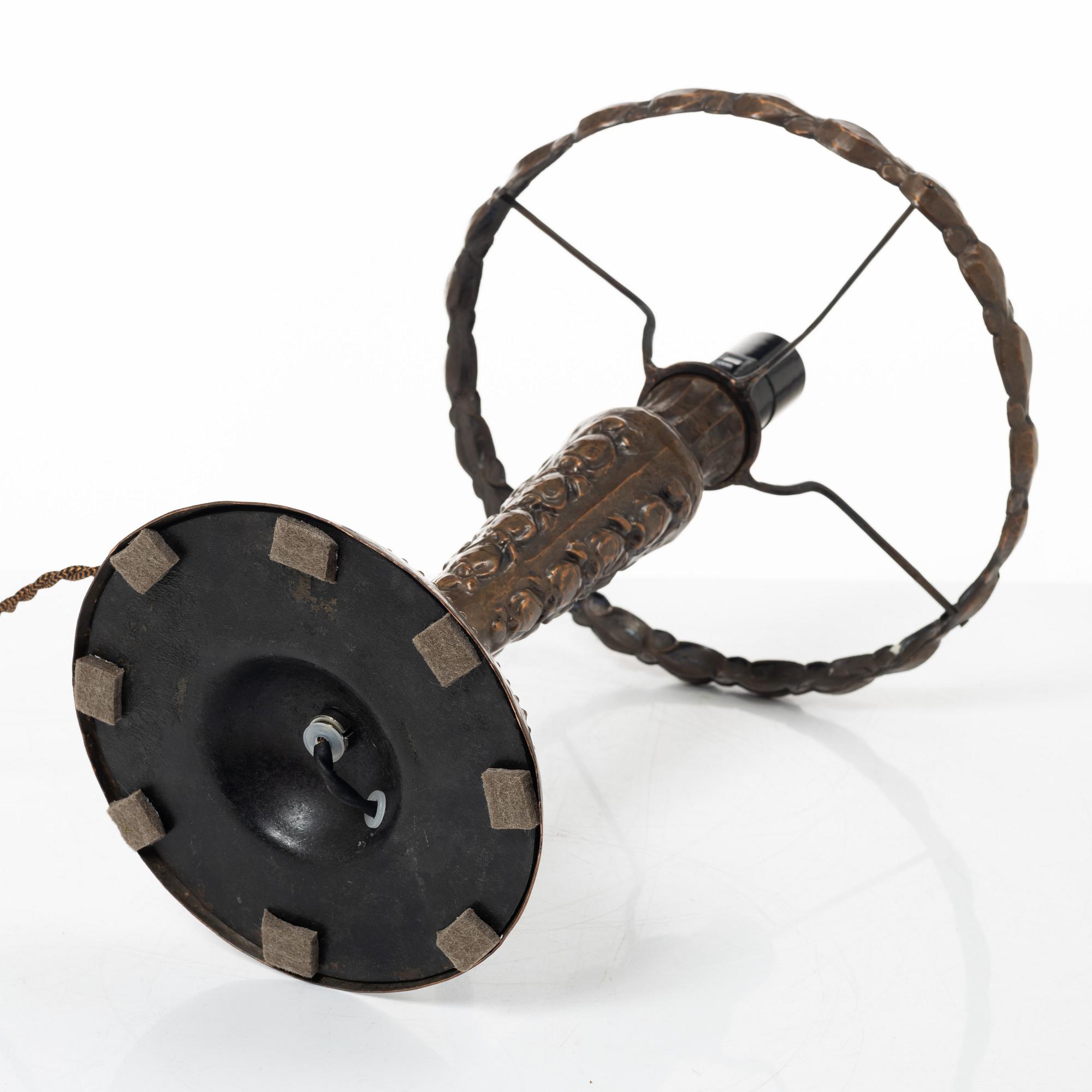 Harald Notini, attributed to, a model 6735 table lamp, Arvid Böhlmarks Lampfabrik, Sweden, 1910's/20's.