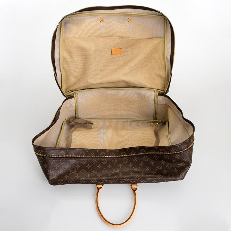 Louis Vuitton, a monogram 'Sirius 50' Bag.