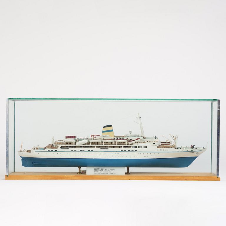 Ship model, M/V Funchal, built by Gunnar Roempke 1988-89.