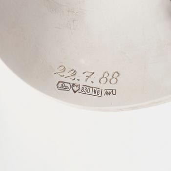 Tapio Wirkkala, ljusstake, silver, "Trumpetti", Kultakeskus, Tavastehus 1987.