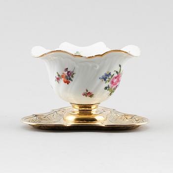 SÅSSKÅL, porslin och förgyllt silver, Michelsen, Danmark 1904.