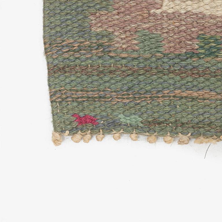 Märta Måås-Fjetterström, matta, "Grön äng", rölakan, ca 305 x 200 cm, signerad AB MMF.