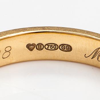 Ring "Aurea", 18K guld, diamanter ca 0.35 ct tot. Kalevala Koru, Helsingfors 2008.