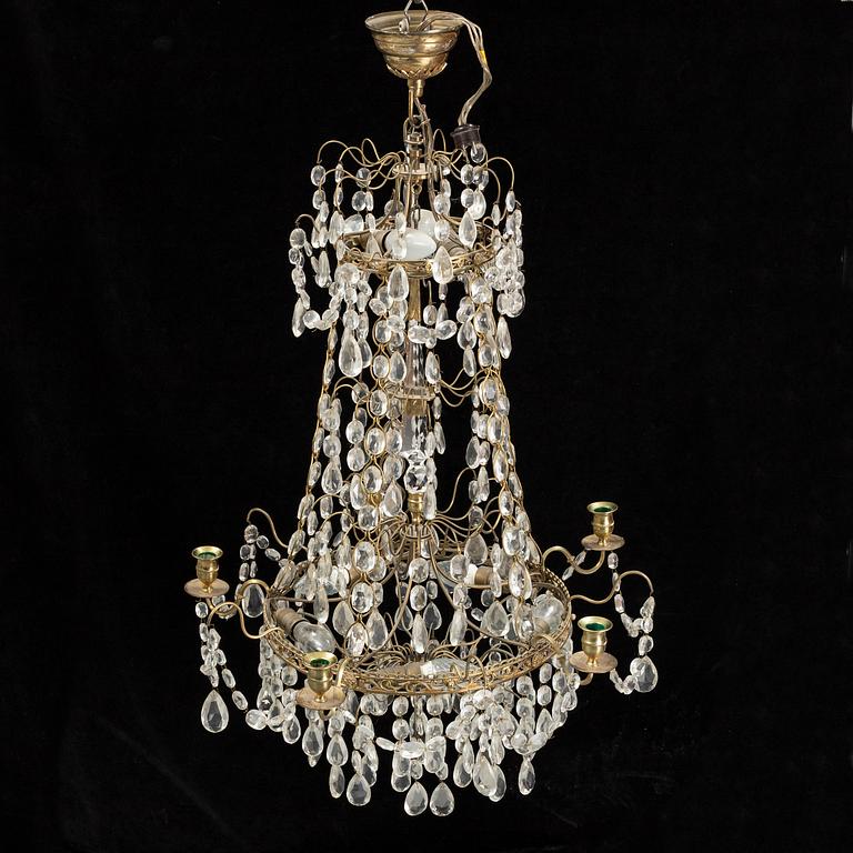 A mid 20th century gustavian style chandelier.