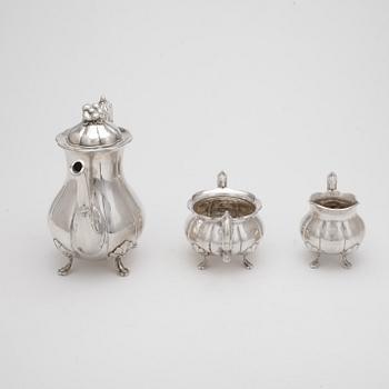 KAFFESERVIS, 3 delar, silver, Danmark, 1900-tal, total vikt ca 871 gram.