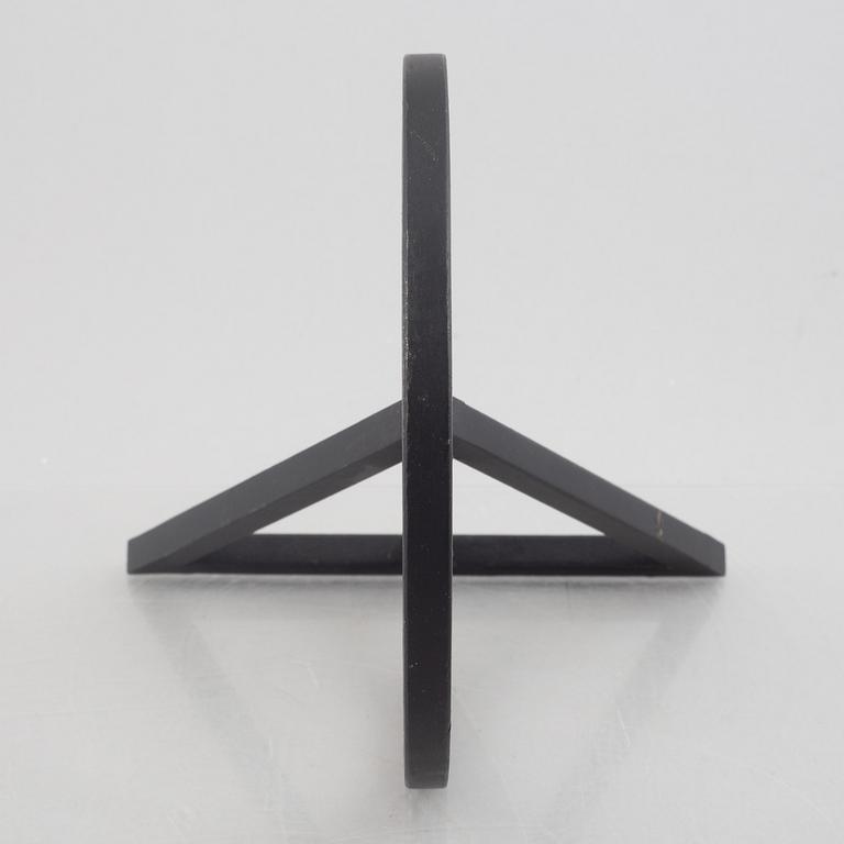Bertil Herlow Svensson, Circle and Triangle.