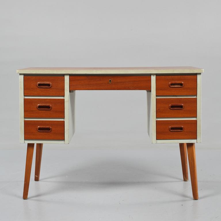 SKRIVBORD, 1950/60-tal.