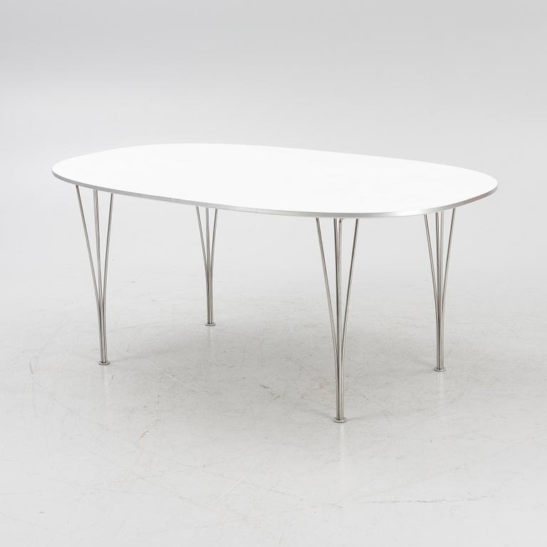 Bruno Mathsson & Piet Hein, matbord, "Superellips", Fritz Hansen, Danmark, 2007.