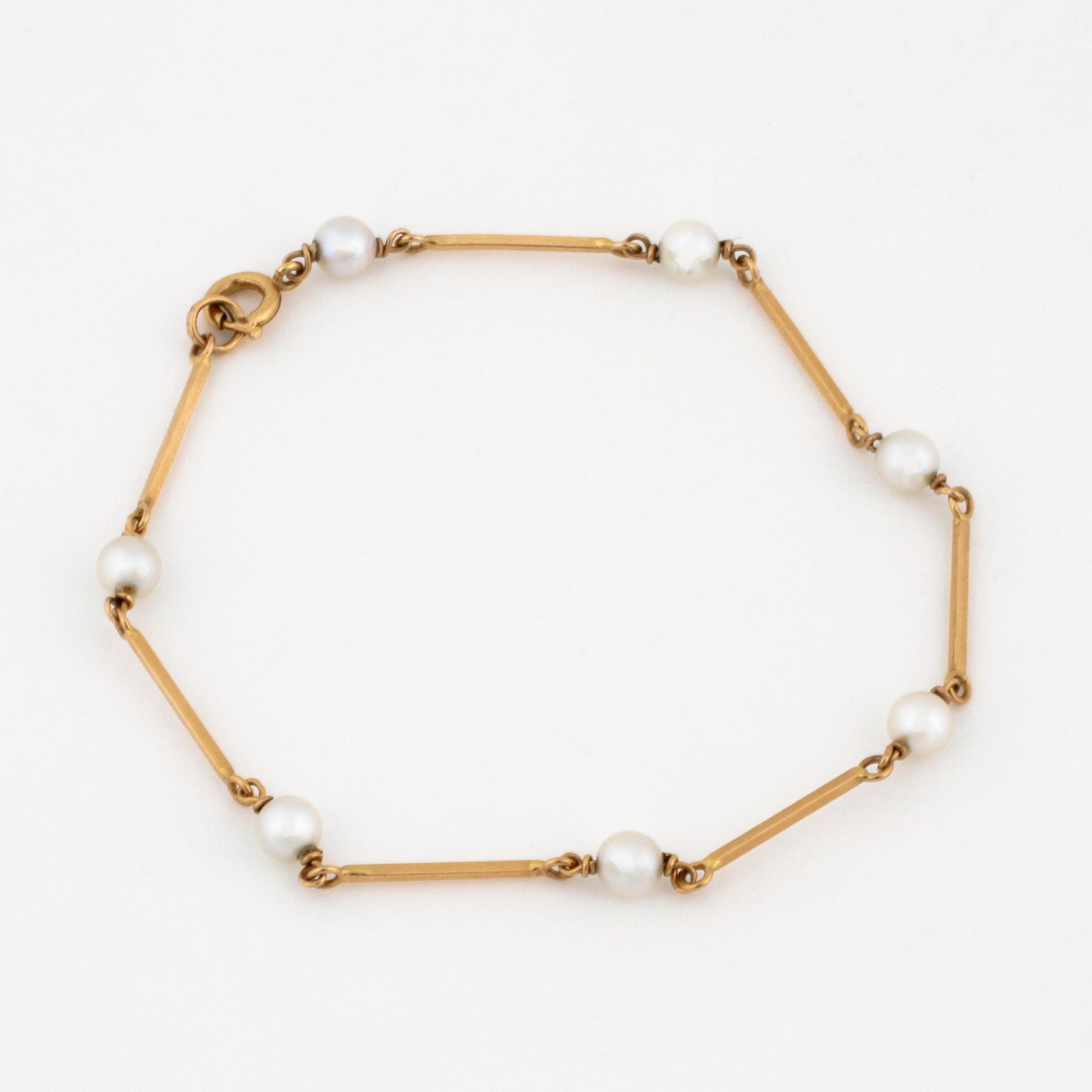 Bracelet, 18 k, cultured pearls.