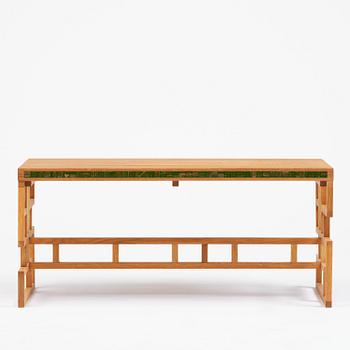 Ernst Billgren, a "Tjyvar" bench, ed. 41/51, Asp Snickeri, Stockholm 2006.