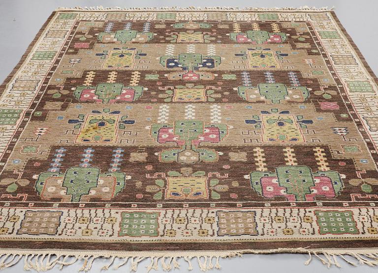 Märta Måås-Fjetterström, MATTA, "Örtagården", flossa, ca 330,5 x 233,5 cm, signerad AB MMF.