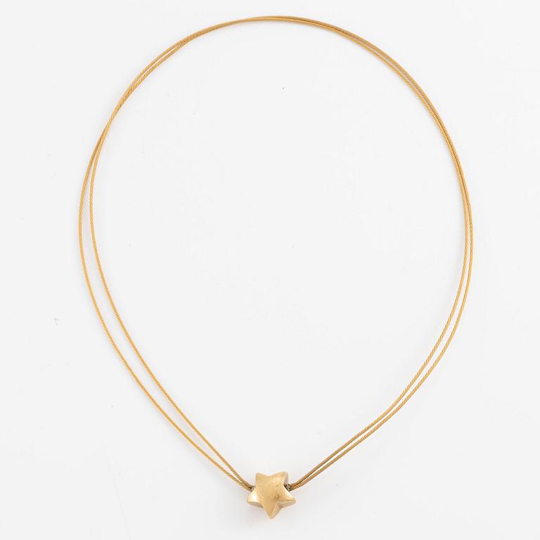 Ole Lynggaard, collier 18K guld med lås i form av stjärna,.